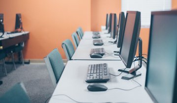 Des cours gratuits de français et d’informatique pour les locataires en Quartier Prioritaire de la Ville
